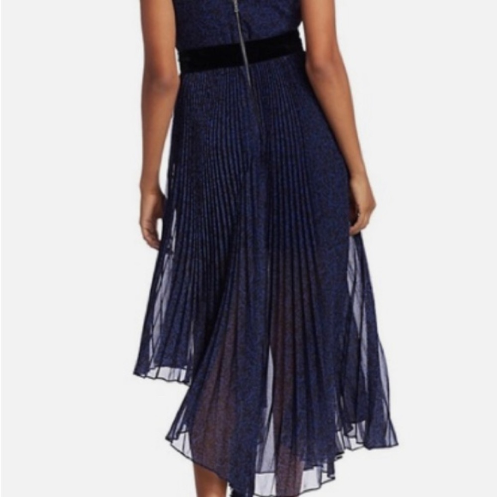 NWT Alice + Olivia lace midi dress pleated & asymmetrical size 8 - Picture 4 of 11